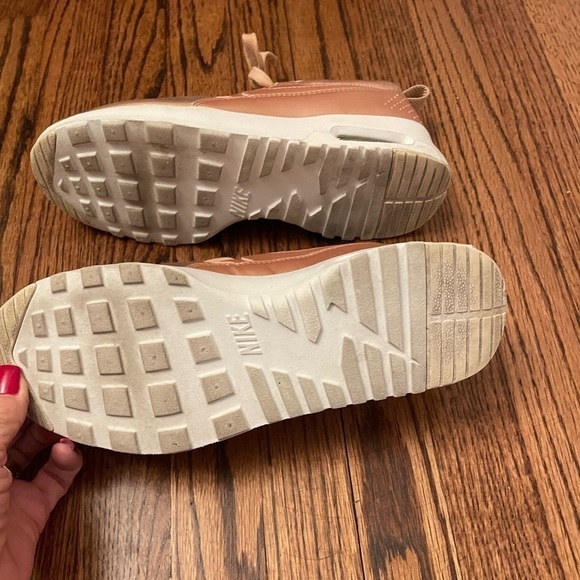 Rosegold Leather Nike’s - Picture 4 of 4
